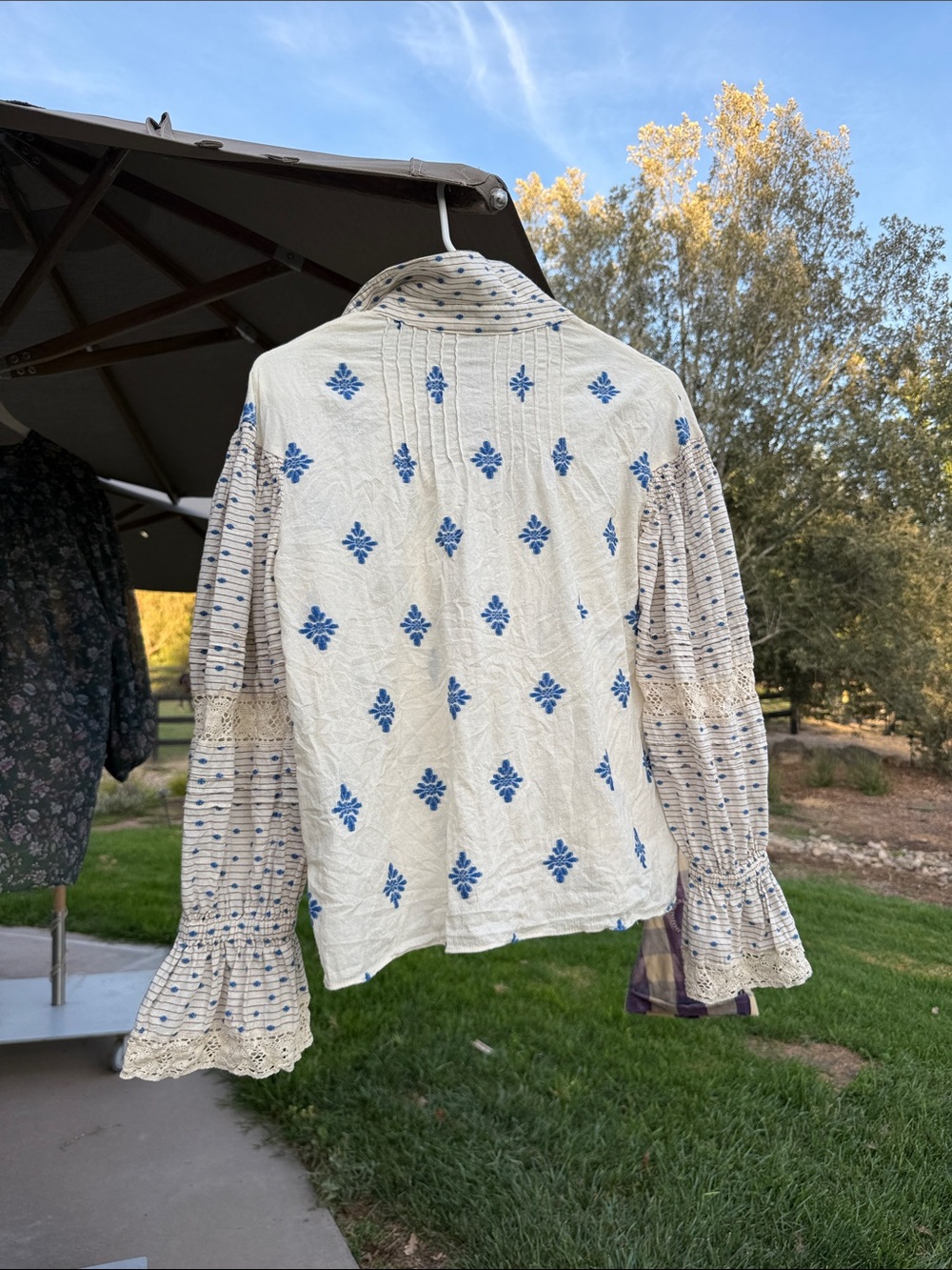 HUNTER BELL Cream Blouse with Blue Embroidered Motifs - Picture 2 of 4